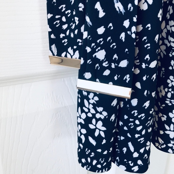 Sleeveless Black with White Floral Dress with Belt - Picture 6 of 8